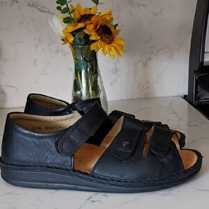 Finn Comfort Black Leather Women's Velcro Comfort Sandals